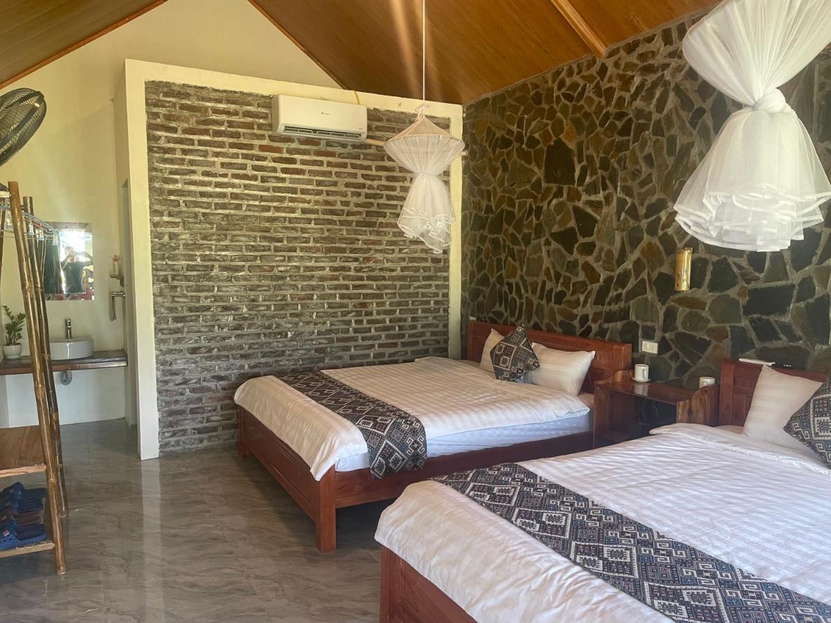 Homestay Hillside *